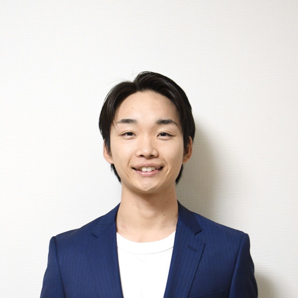 代表：茨木 羅衣